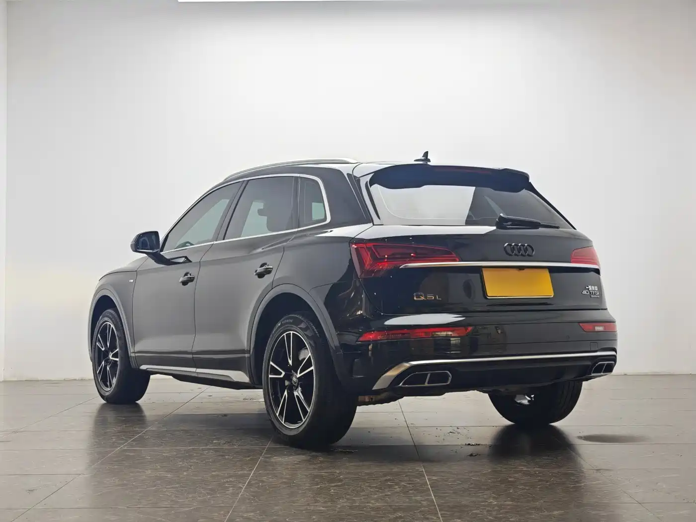 Audi Q5L 2023 40T Fashion Dynamic фото 4