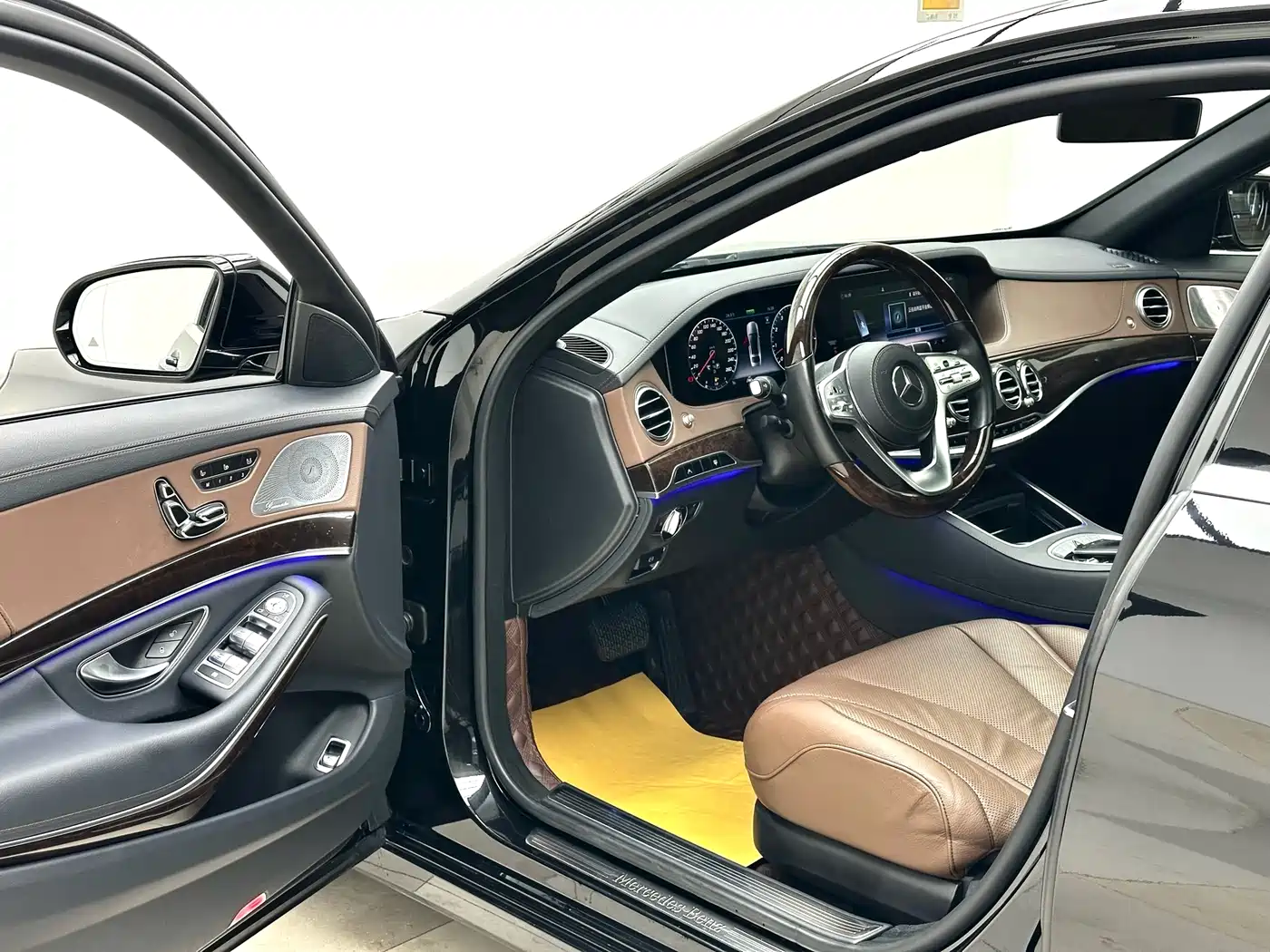 Mercedes-Benz S-Class 2020 S 350 L Premium Edition Collector's Version фото 3