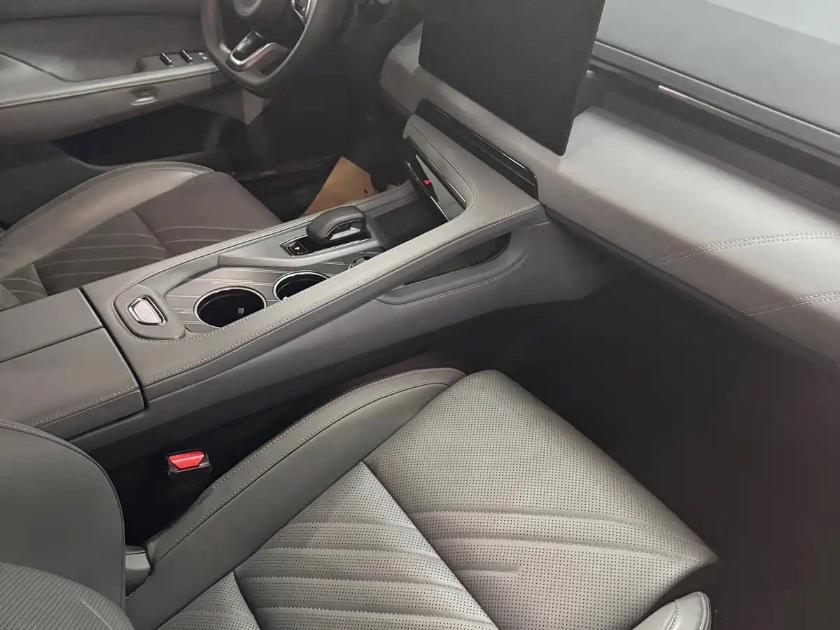 ZEEKR EXTREME KRYPTON 001