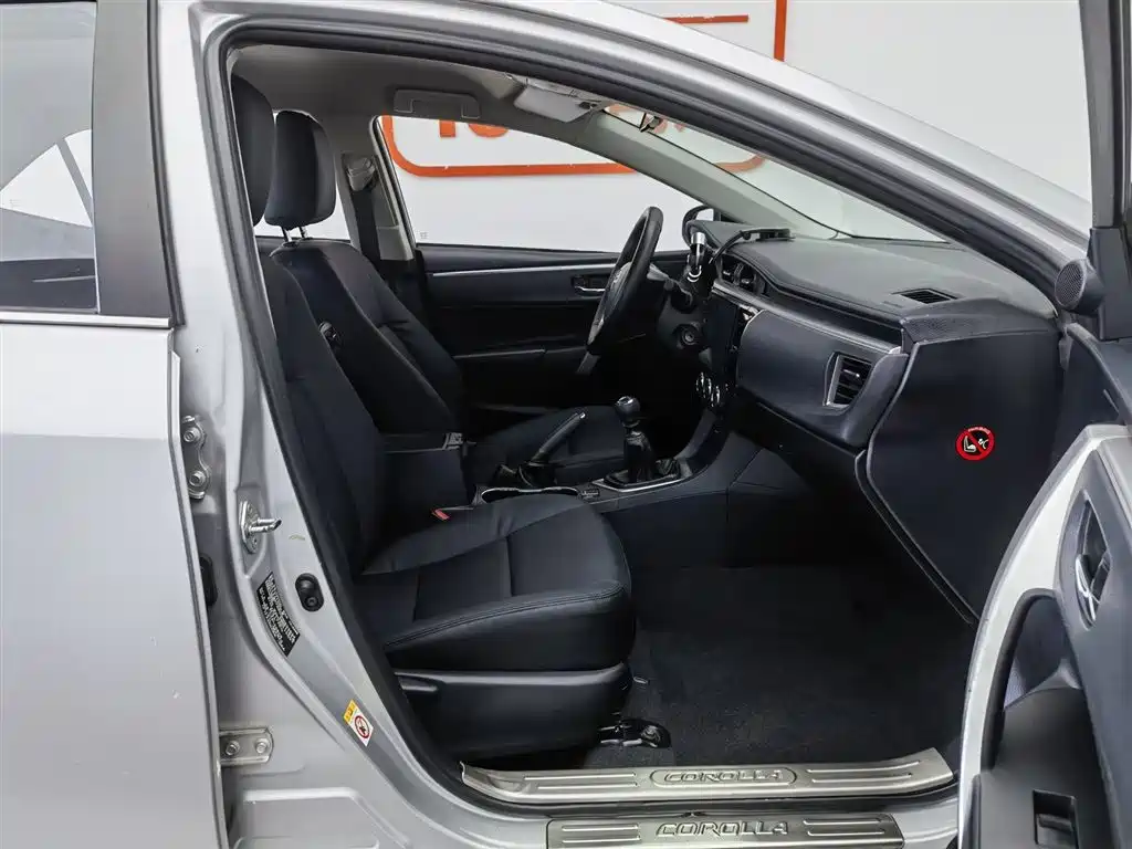 Toyota Corolla 2017 1.2T Manual GL фото 23