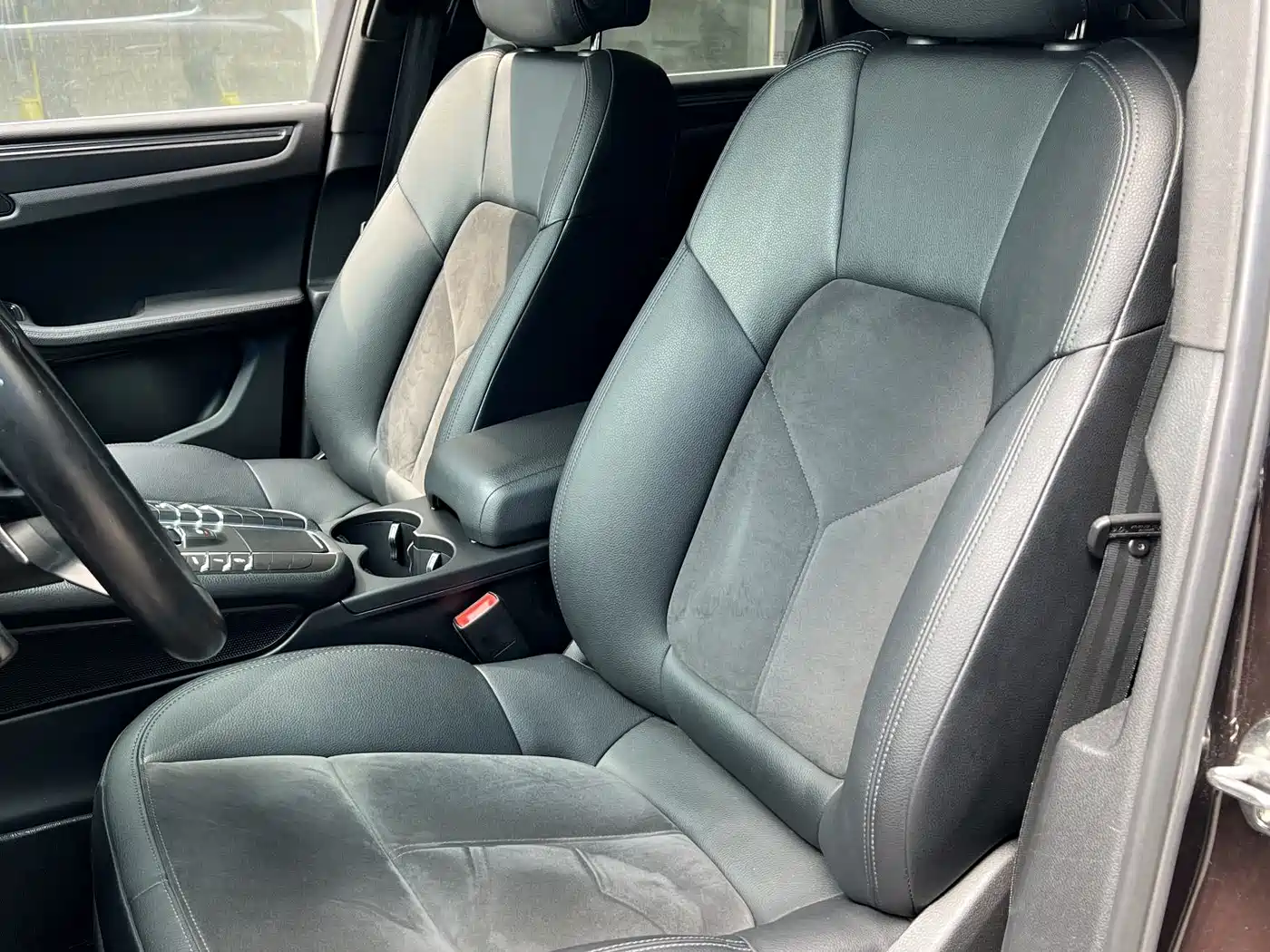 Porsche Macan 2017 Macan 2.0T фото 10
