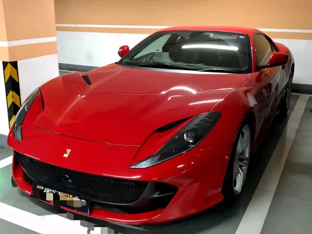Ferrari 812 2019 2017 6.5L Superfast