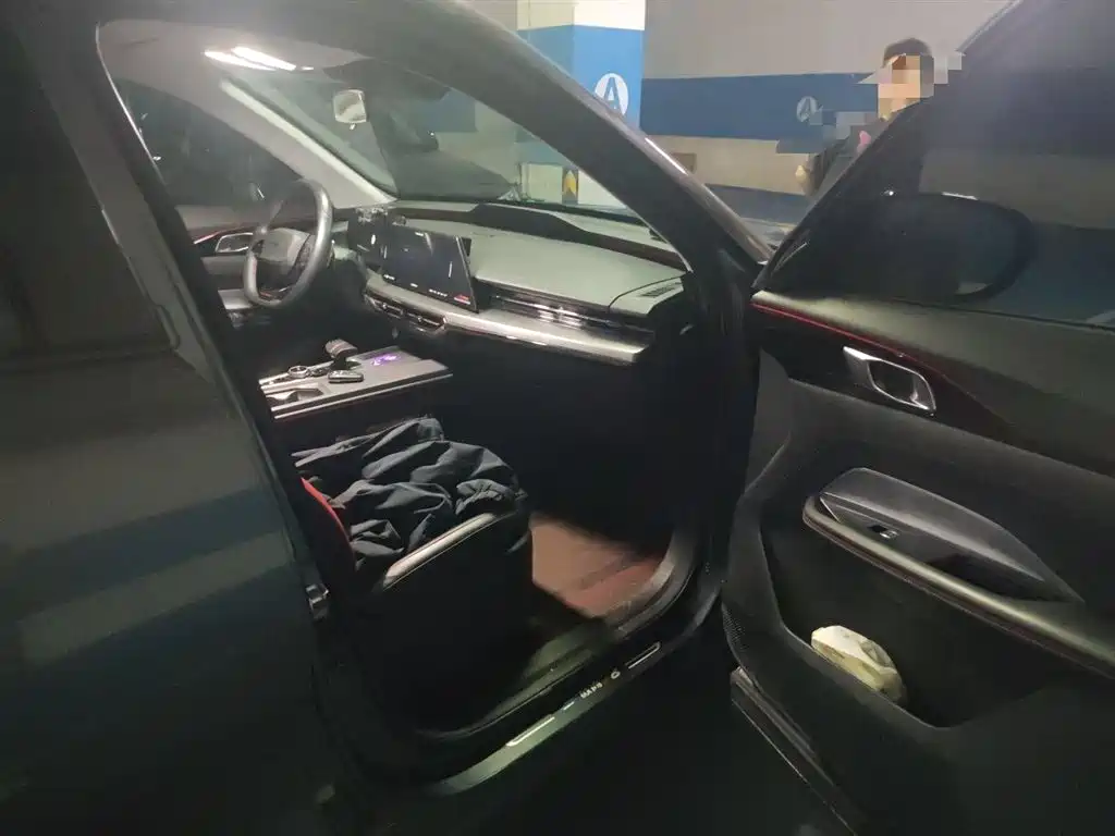 Changan Oshan Z6 2023 2022 Blue Whale 1.5T DCT Intelligent Premium