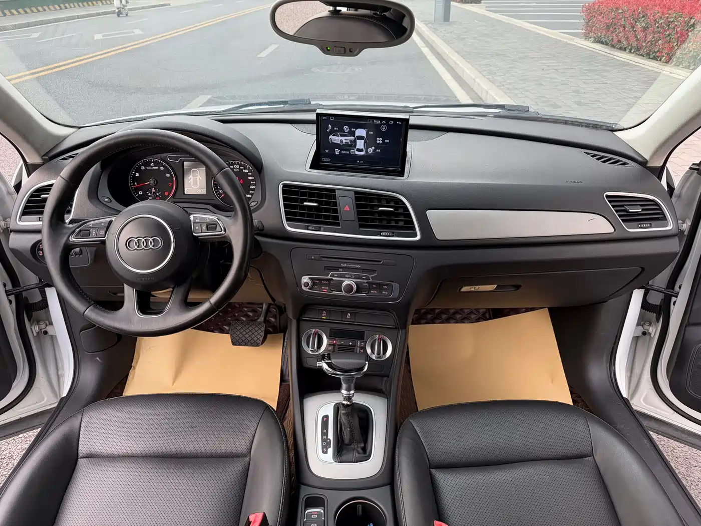 Audi Q3 2015 35 TFSI Progressive фото 18