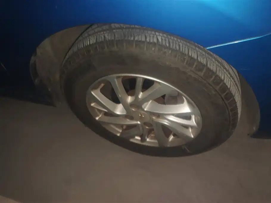 Chevrolet Lova RV 2018 1.5L Automatic Comfort фото 6
