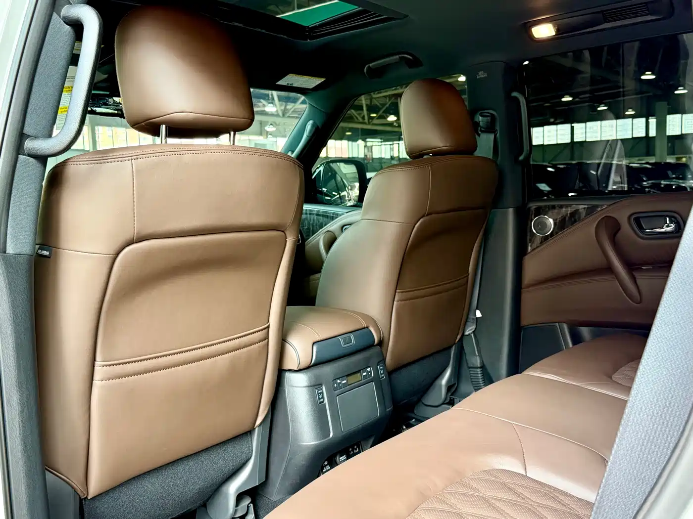 Nissan Patrol 2023 Model ARMADA 5.6L Invincible Fleet Platinum Edition фото 25