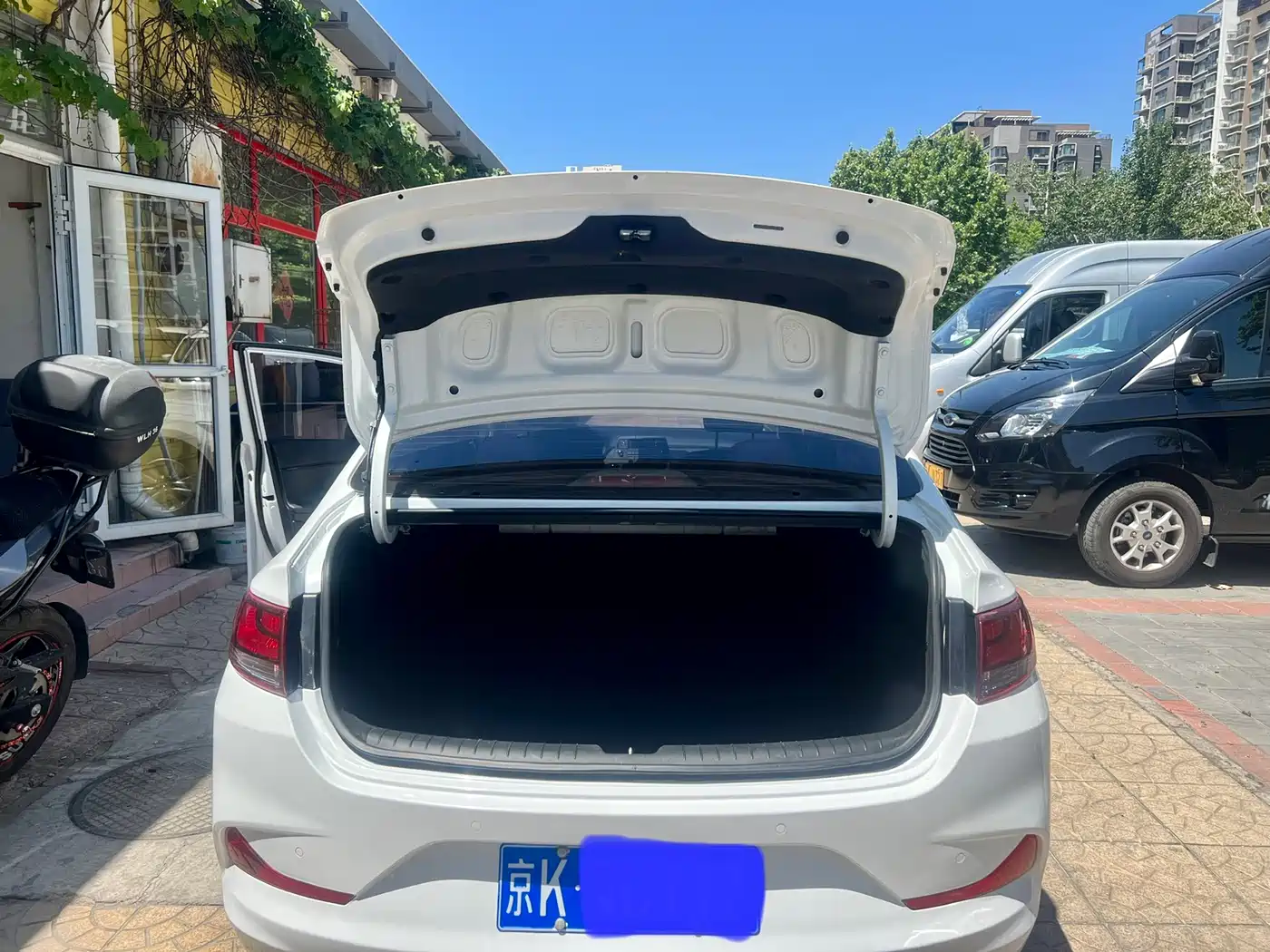 Hyundai Elantra 2020 1.6L Auto GL Pleasing Edition фото 15