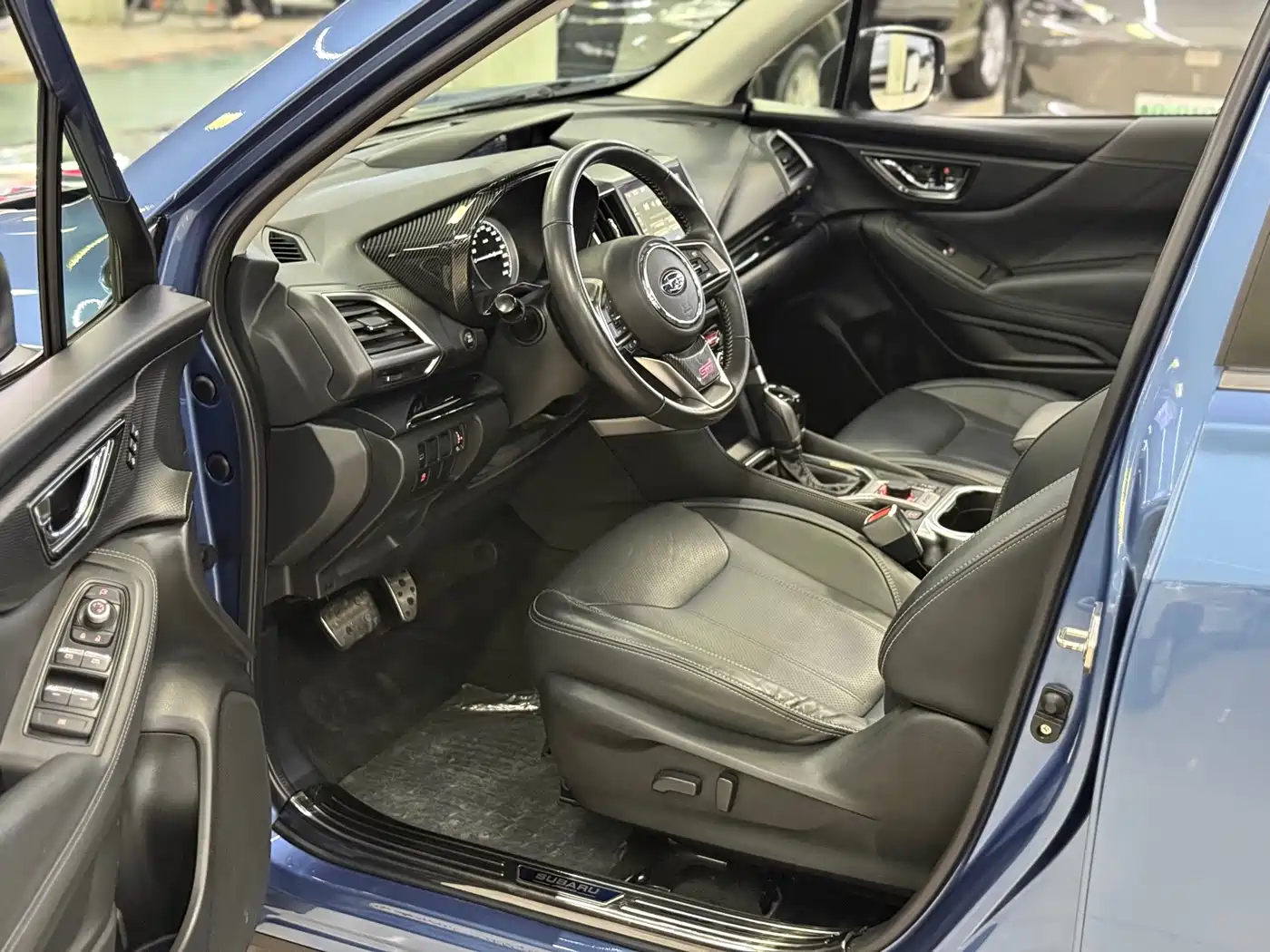 Subaru Forester 2021 2.0i Luxury Edition with EyeSight фото 4