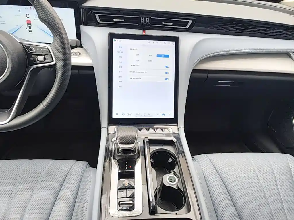 Hongqi H5 PHEV 2025 2025 170 Super Hybrid Edition