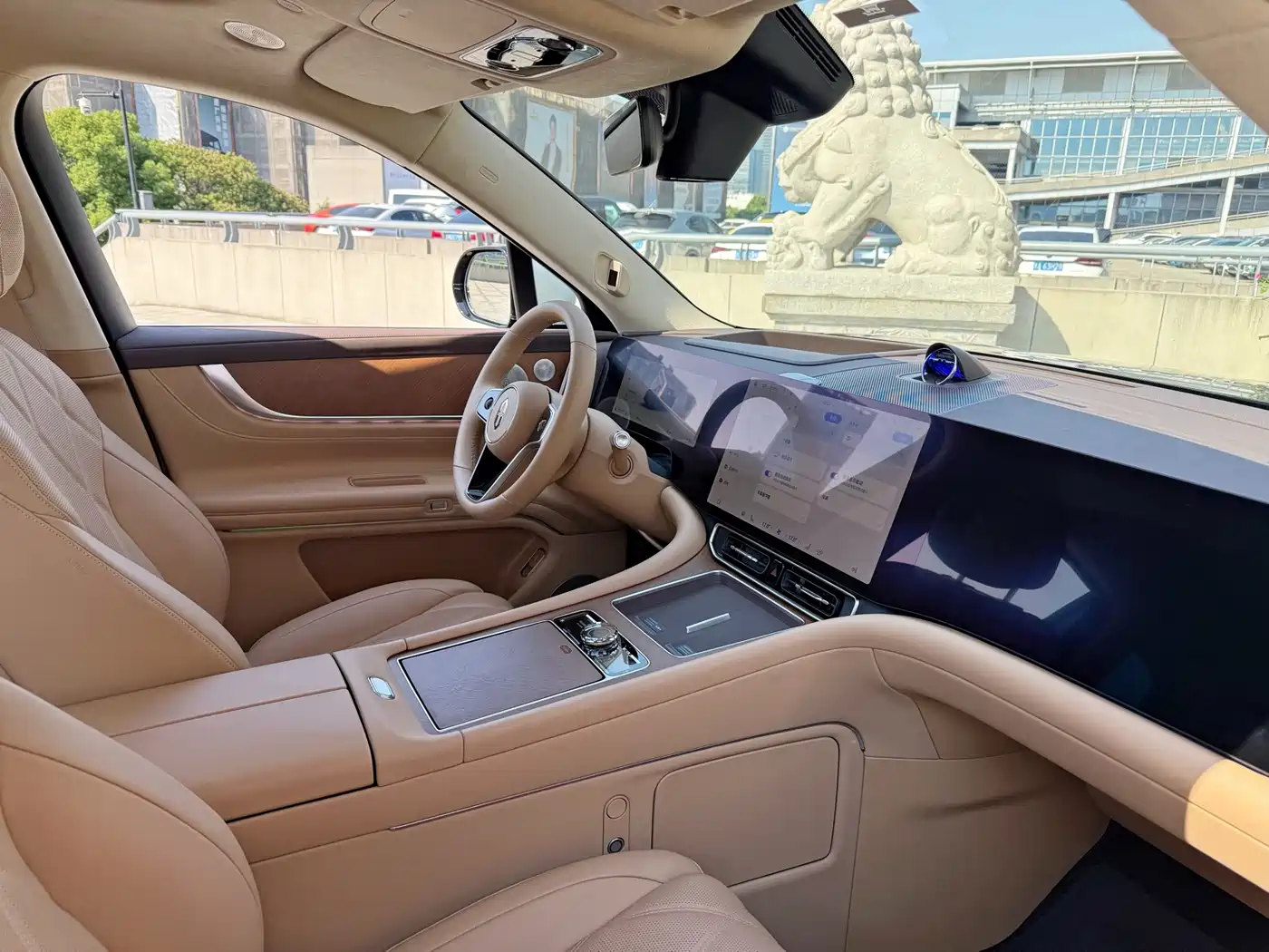AITO Wenjie AITO M9 2025 Range Extender Max 52kWh 5-Seater фото 8