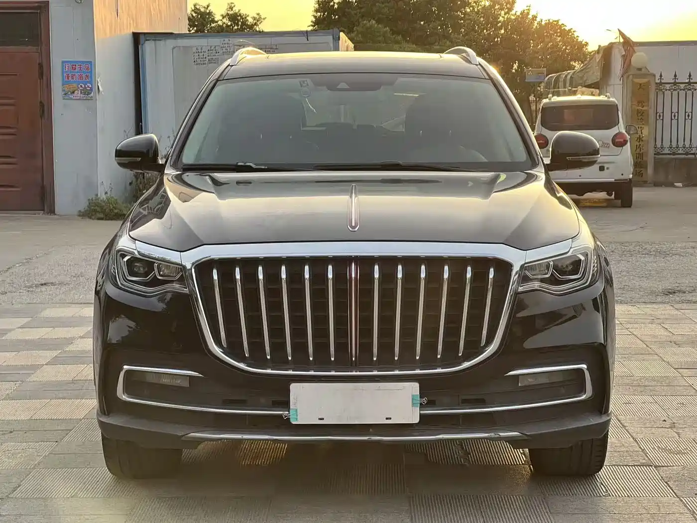 Hongqi HS7 2019 3.0T Automatic 4WD Smart Connection Flag Enjoy Edition фото 2