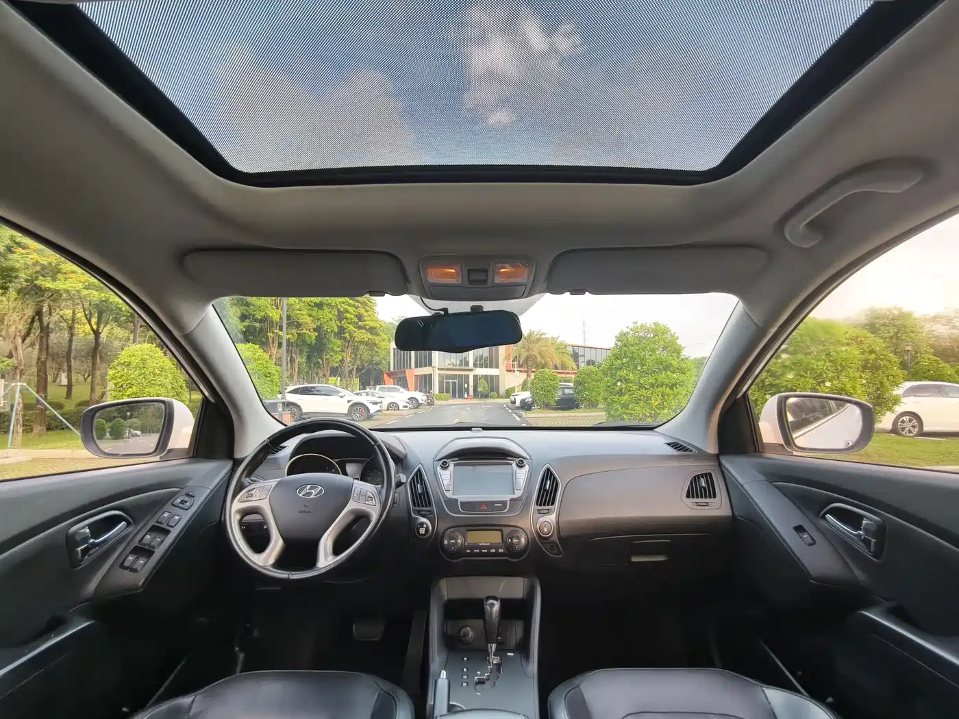 Hyundai Beijing Hyundai ix35 2015 2.0L Automatic 2WD Smart China V фото 21