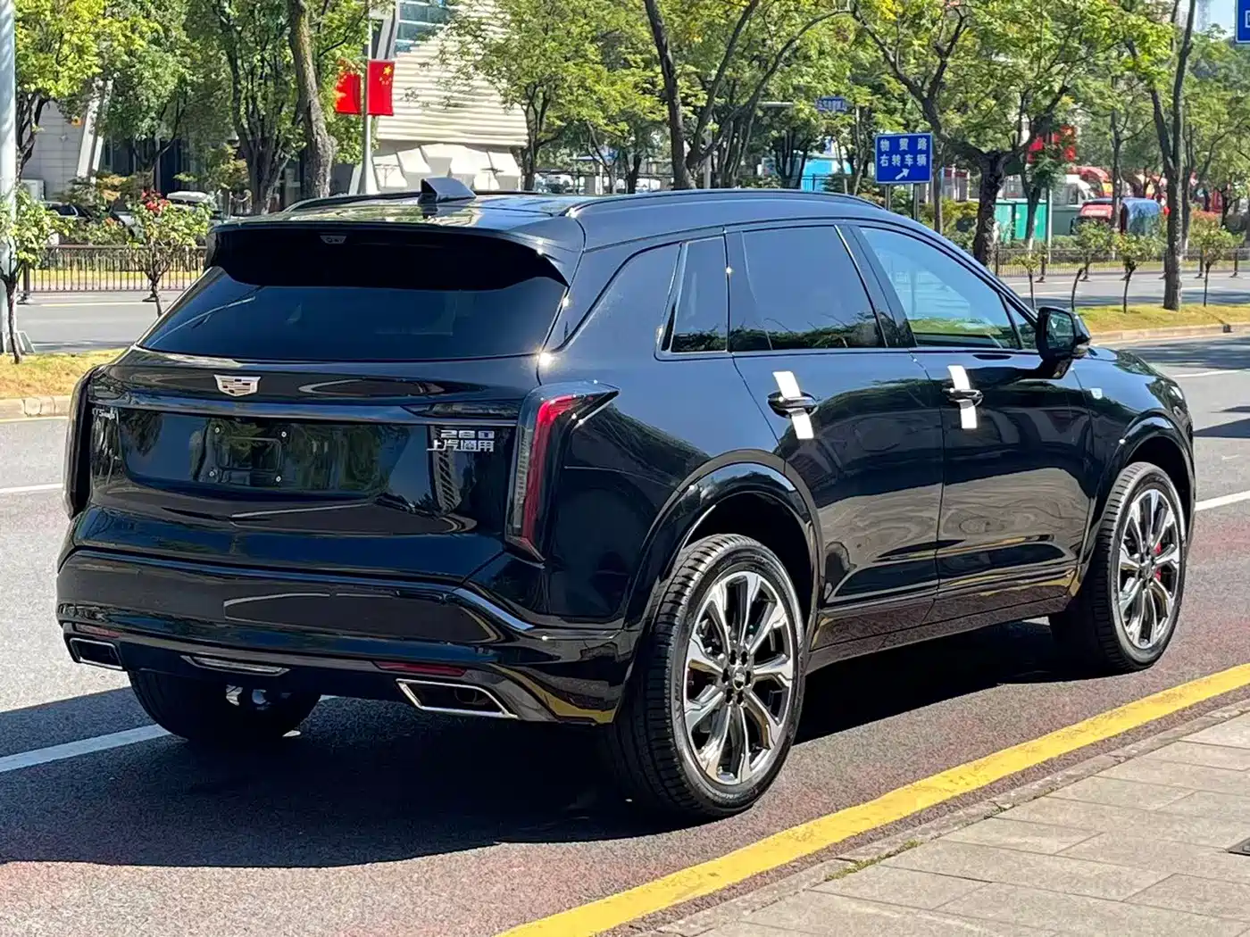 Cadillac XT5 2025 2025 Model 2.0T Platinum