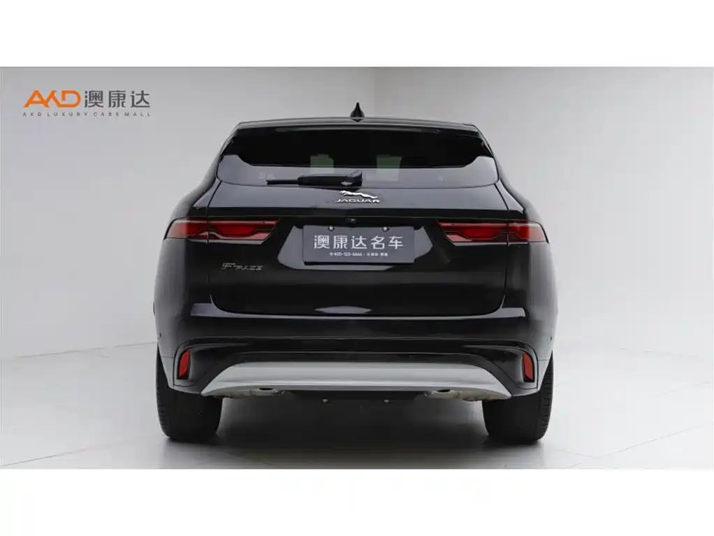 Фото 4 - Jaguar F-PACE