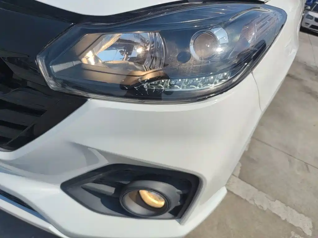 Jiangling Baodian 2022 2022 2.5T Diesel 4WD Comfort Edition Long Wheelbase JX4D25A6L