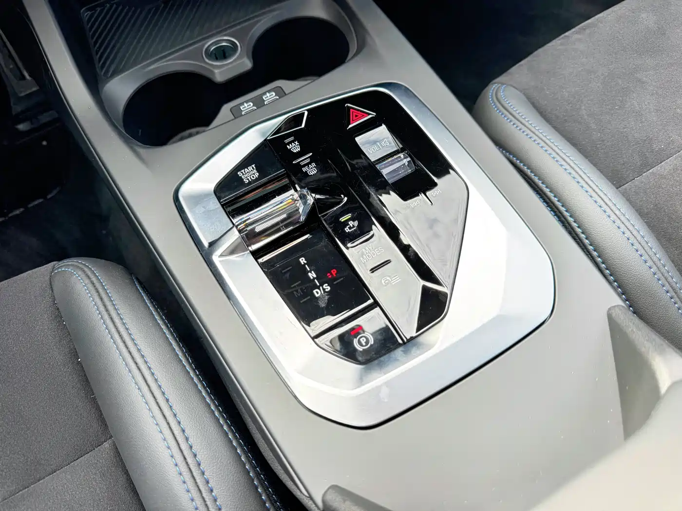 BMW M235L 2025 M235L фото 11