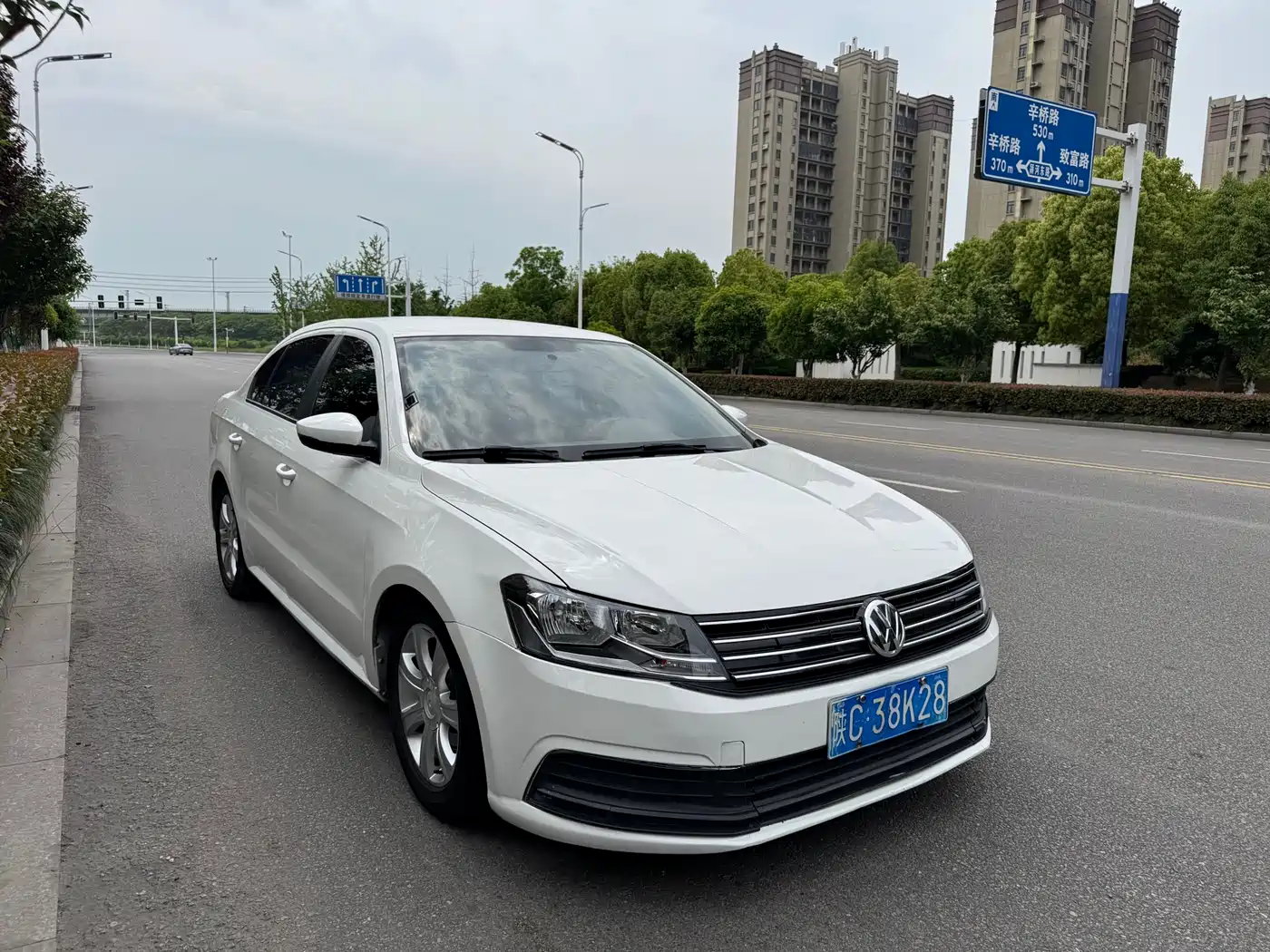 Volkswagen Lavida 2017 1.6L Automatic Trend Edition фото 7