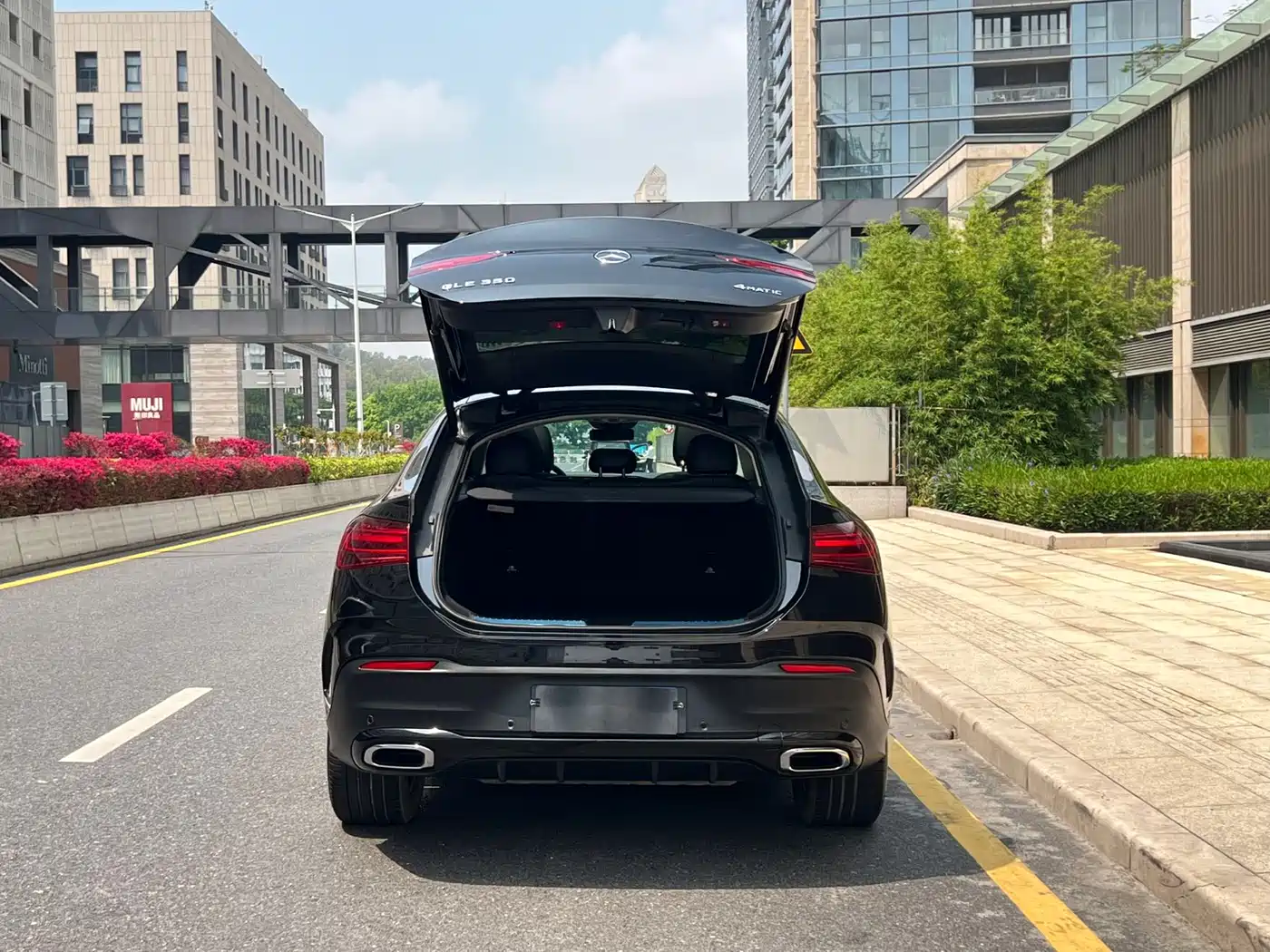 Mercedes-Benz GLE Coupe 2024 GLE 350 4MATIC Coupe SUV Luxury фото 8