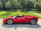 صورة 3 - Ferrari 296