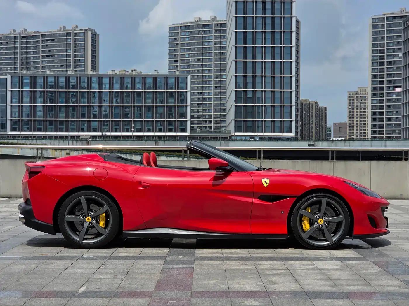 FERRARI PORTOFINO