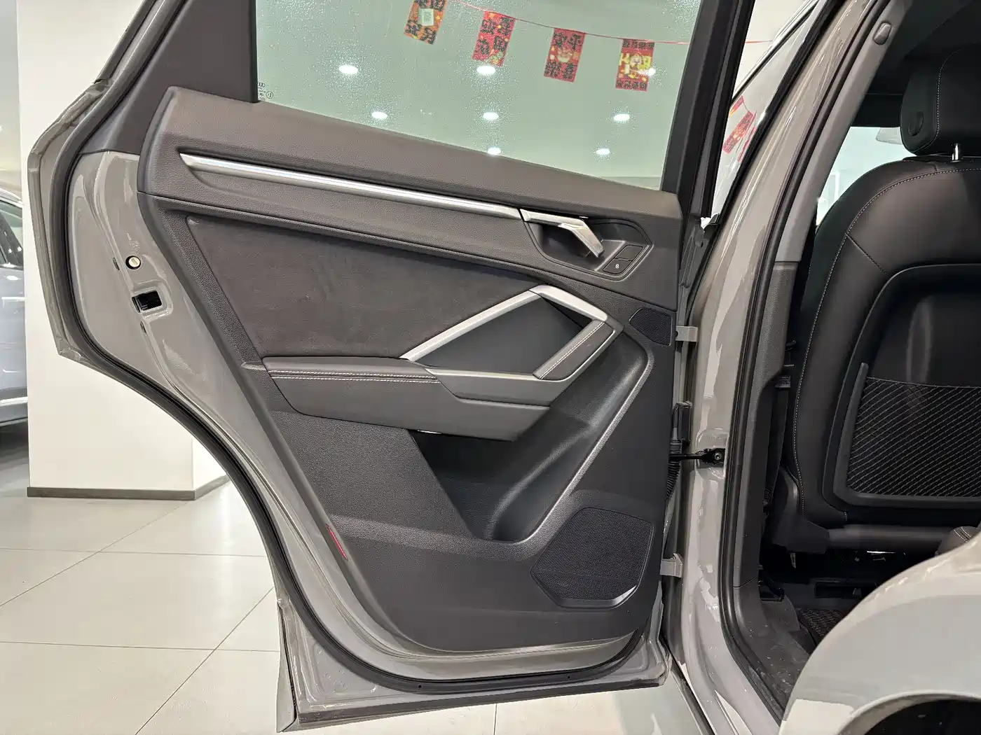 Audi Q3 2024 40 TFSI Fashion Sport фото 25