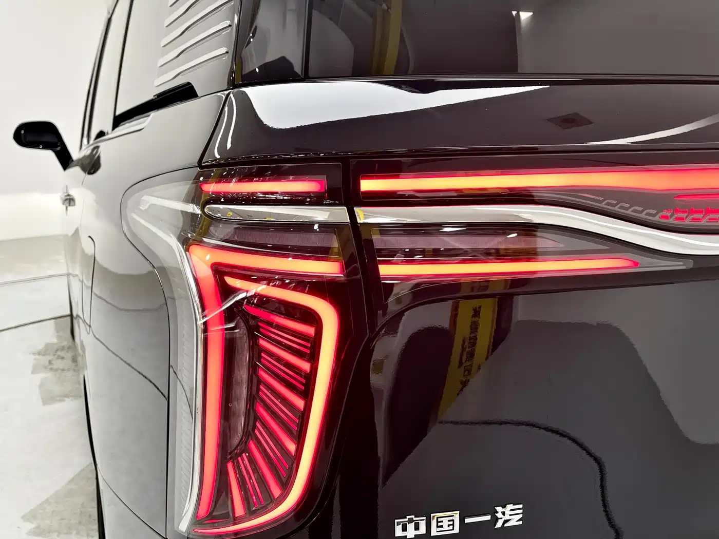 Hongqi HONGQI HQ9 PHEV