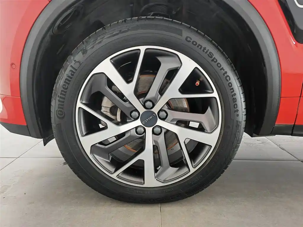 Lynk & Co 01 2019 2.0T AWD Pro Edition China VI фото 17