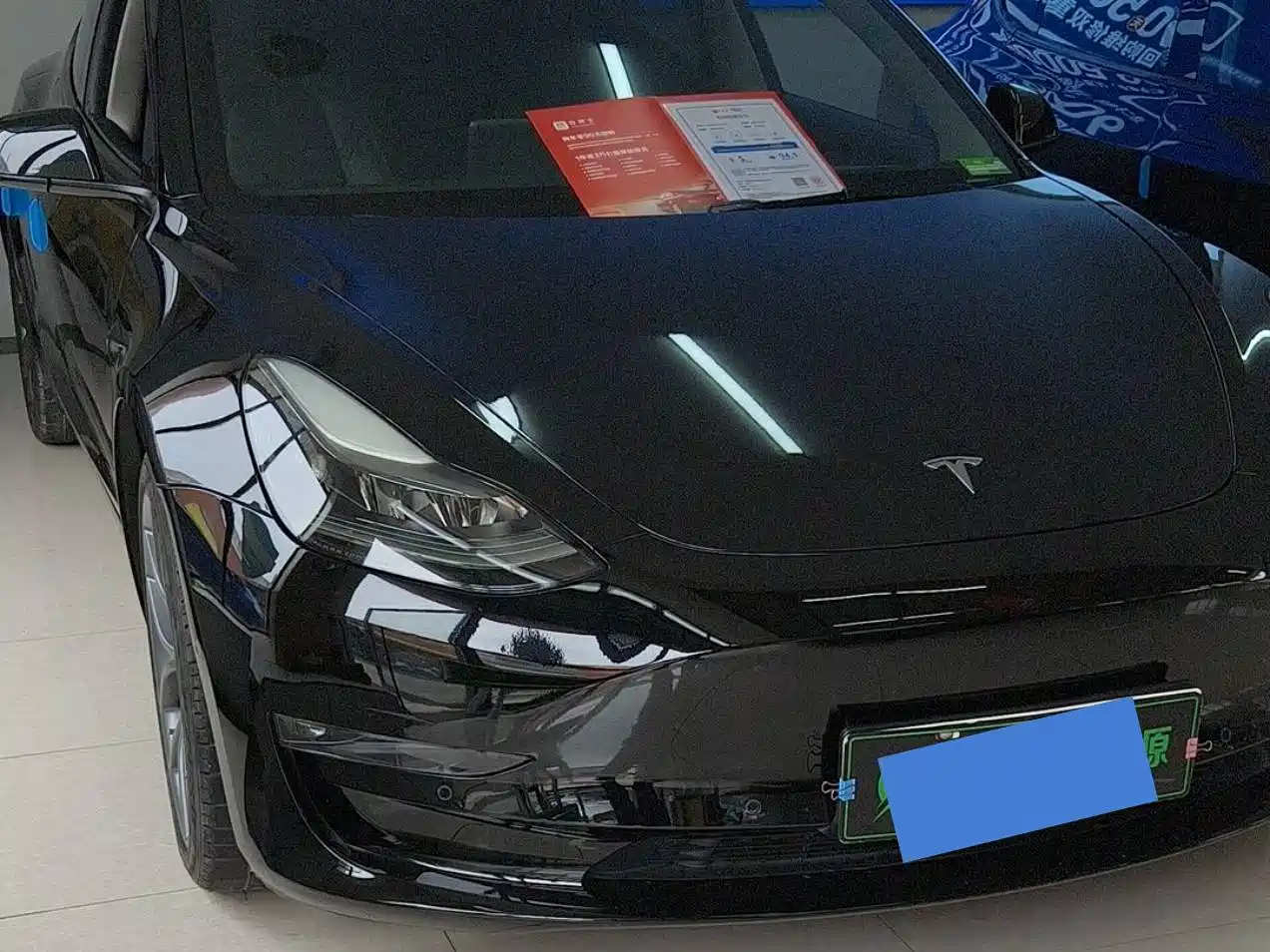 TESLA MODEL 3