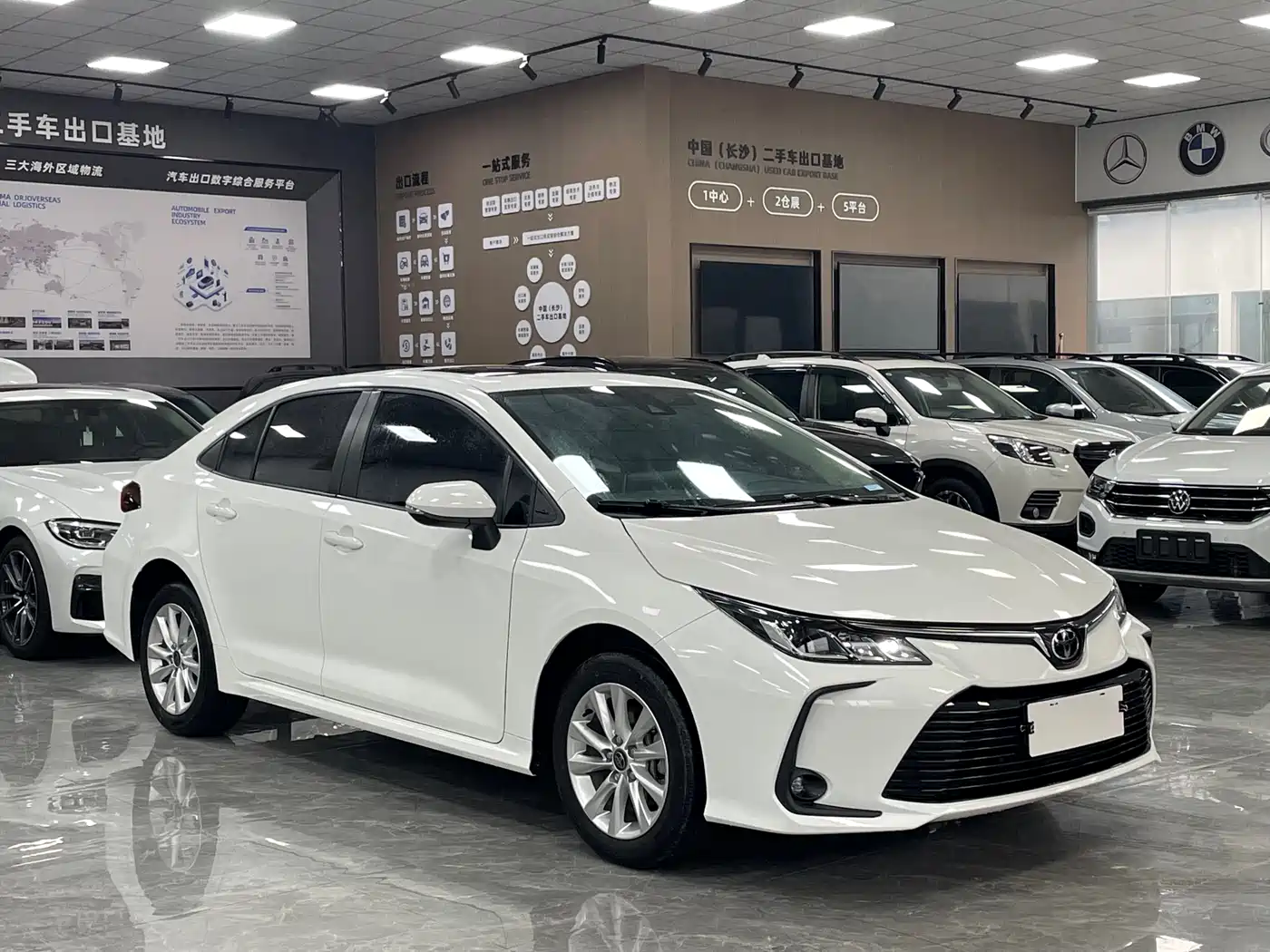 Toyota Corolla 2021 1.2T S-CVT Elite PLUS Edition фото 3