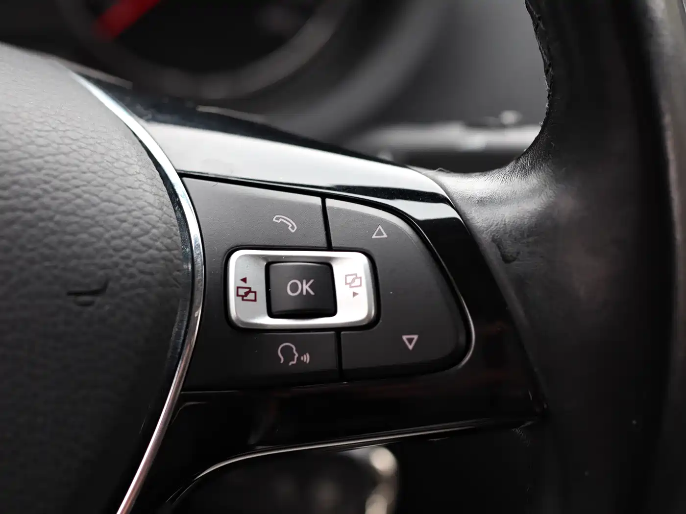 Volkswagen Polo 2016 1.6L Automatic Comfort фото 8