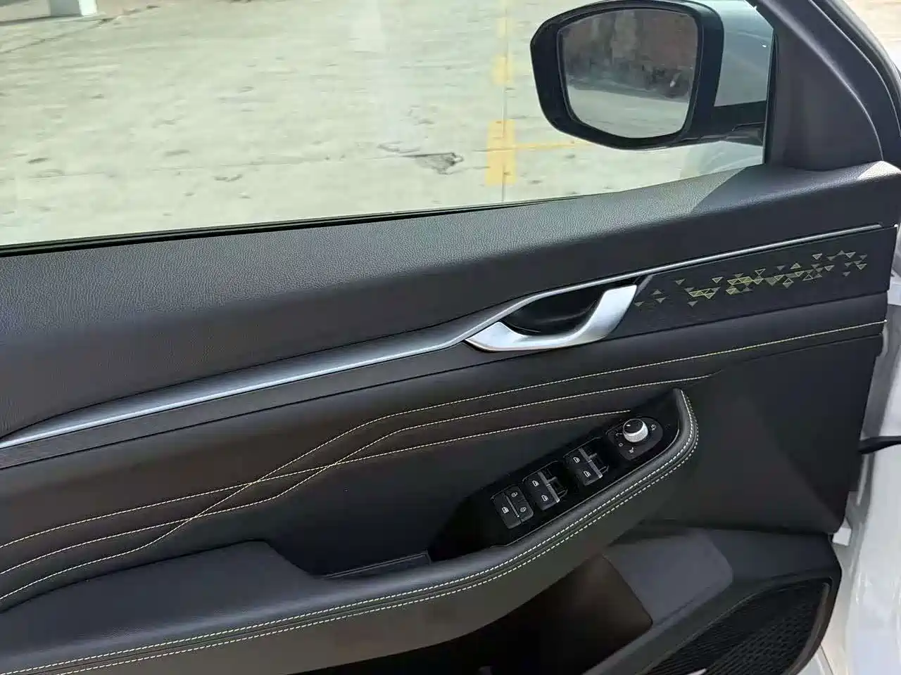 Geely Preface 2024 2023 1.5TD Kunlun Edition