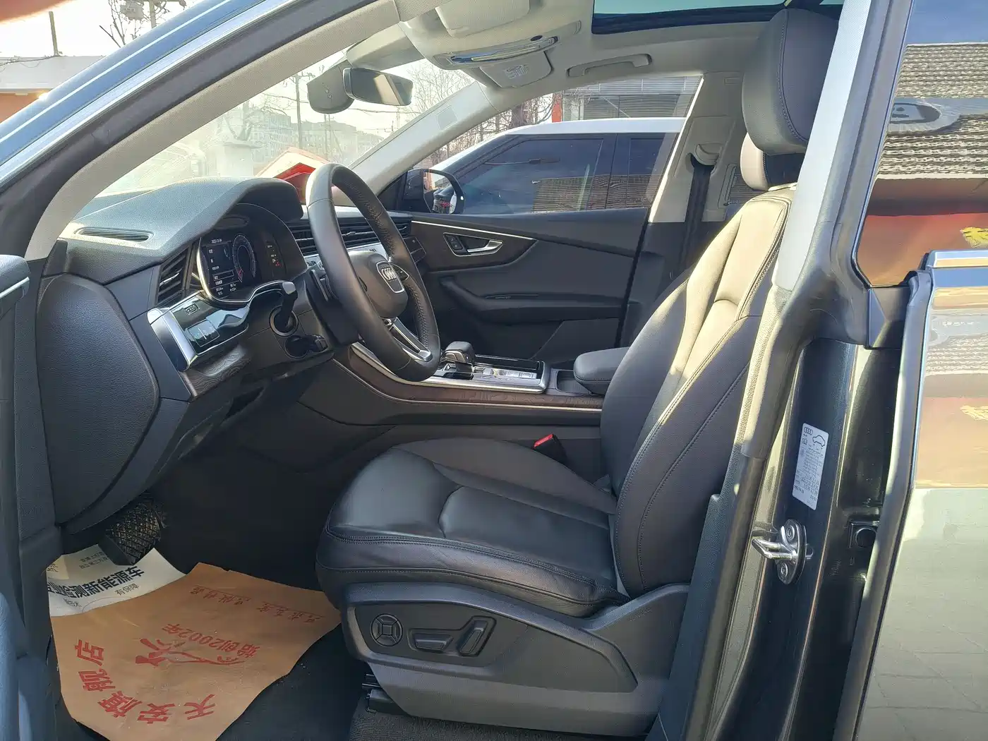 Audi Q8 2019 55 TFSI Luxury Dynamic фото 7