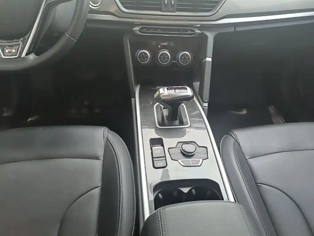 Haval H6 2018 Sport Edition 1.5T Automatic 2WD Elite China V фото 14