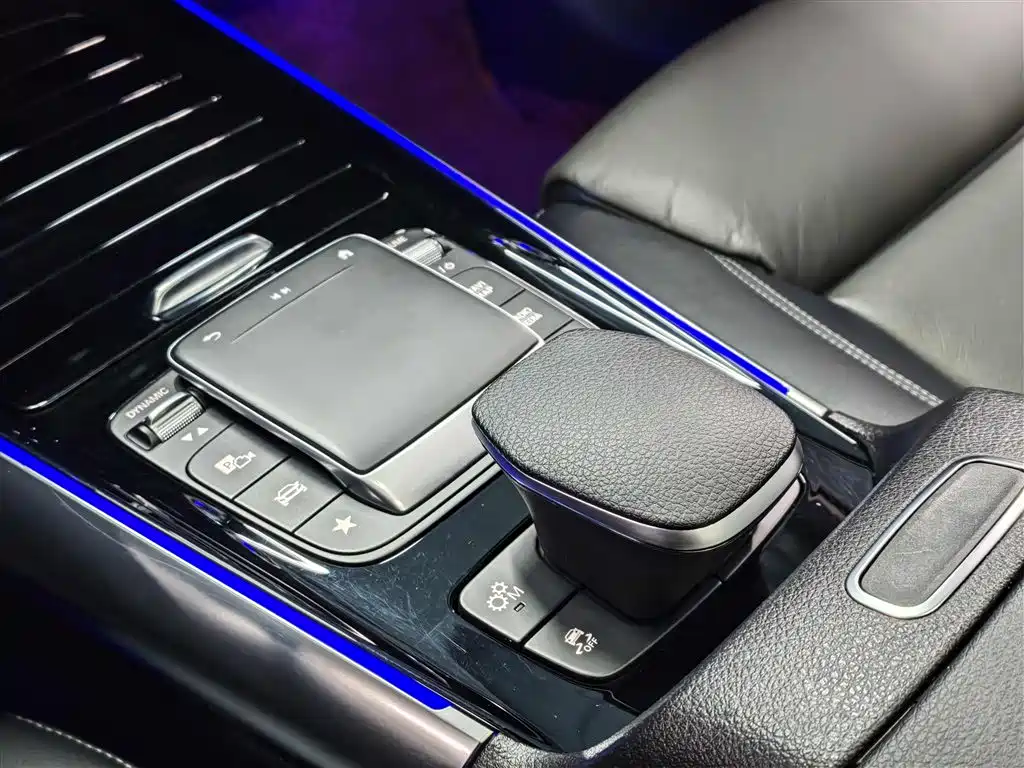 Mercedes-Benz GLA AMG 2022 AMG GLA 35 4MATIC фото 11