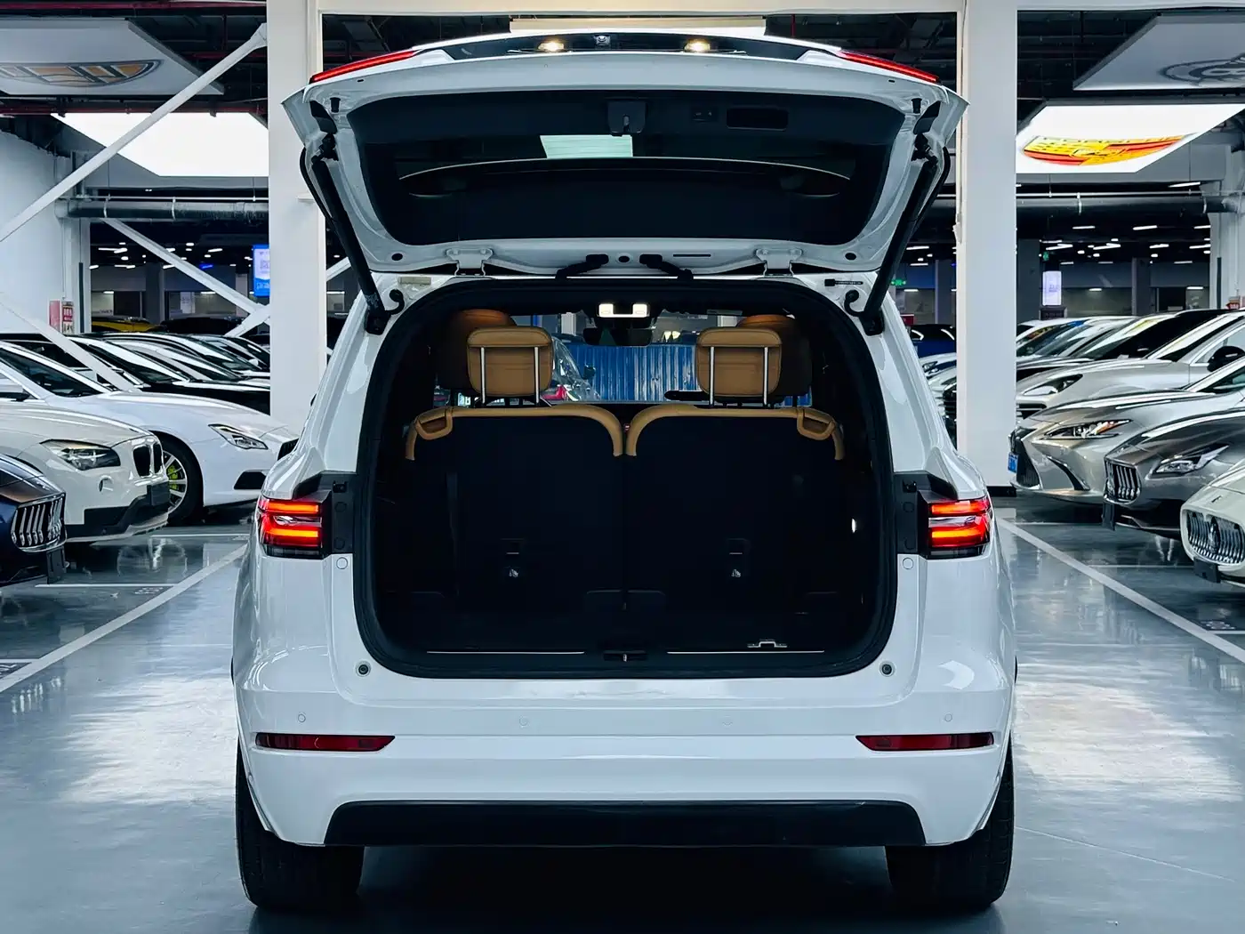 Li Auto Li ONE 2023 2021 Extended Range 6-Seater