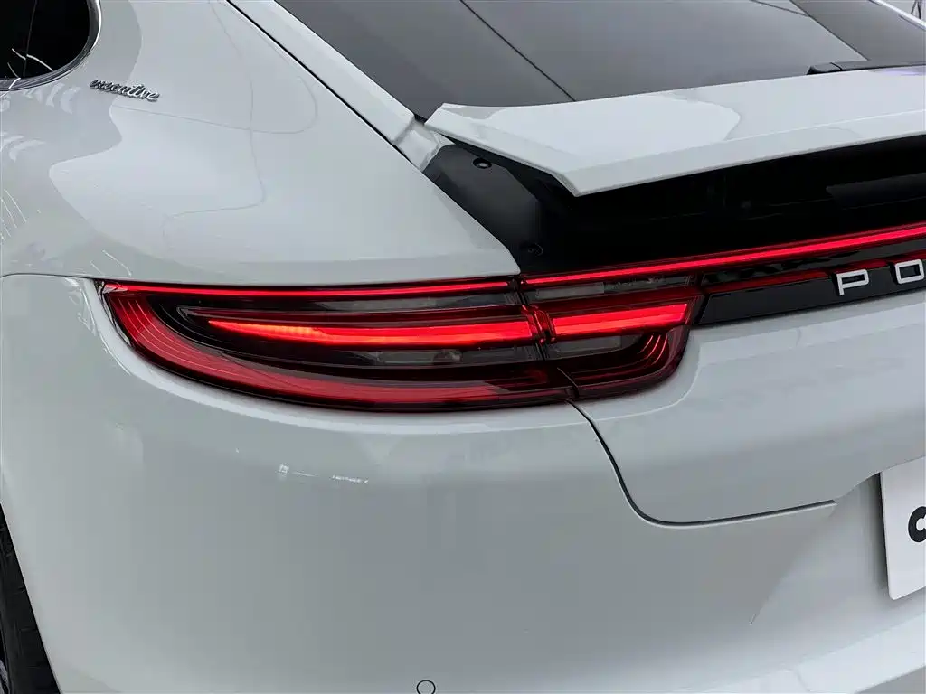 Porsche Panamera 2017 Panamera 4S Executive Long Wheelbase 2.9T фото 35