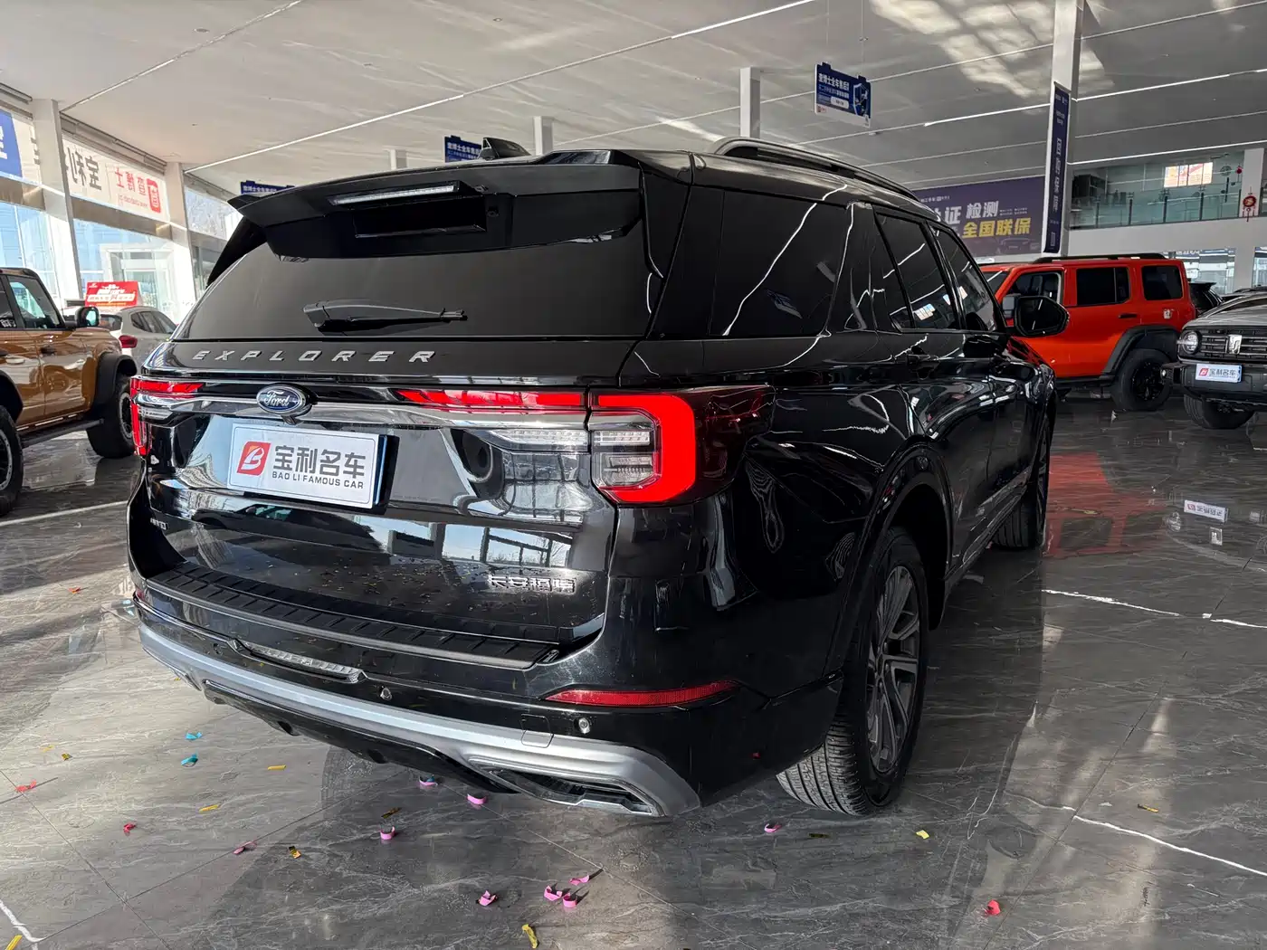 Ford Explorer 2025 2.3T EcoBoost 4WD Cross Country Edition 5-seater фото 9