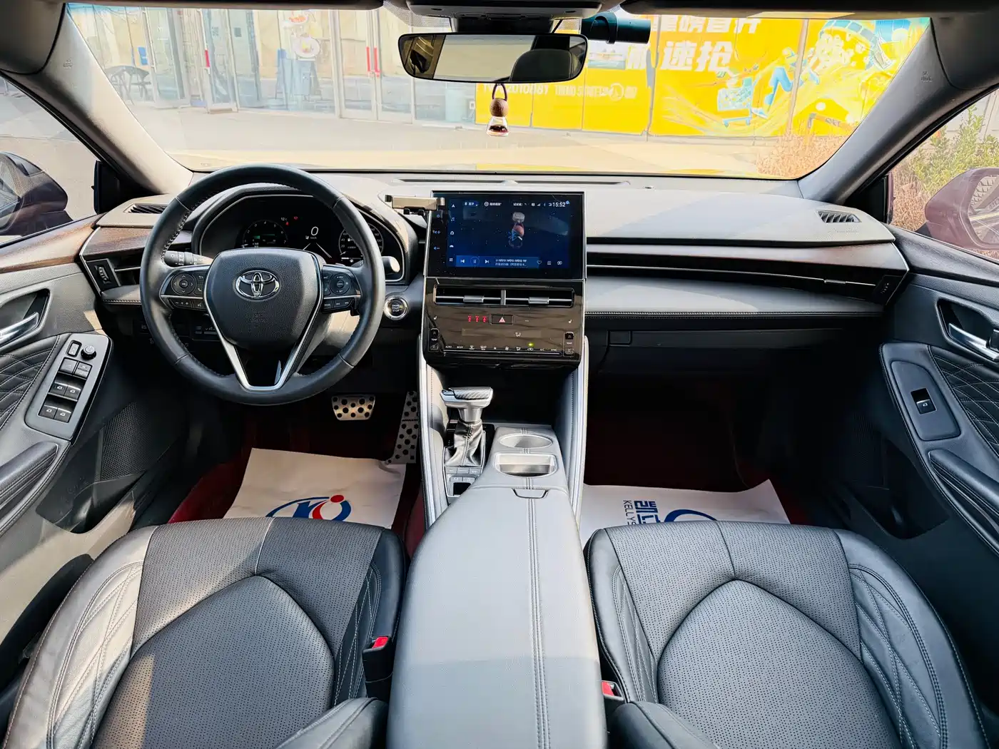 Toyota Avalon 2022 2.5L Touring Premium Edition фото 8