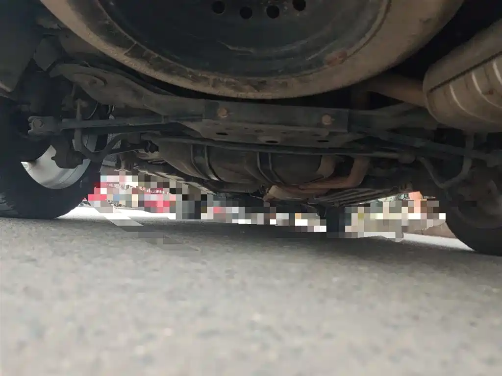 BYD Tang 2018 2.0T Automatic Smart Connection Honor Edition 7-Seater China V фото 25
