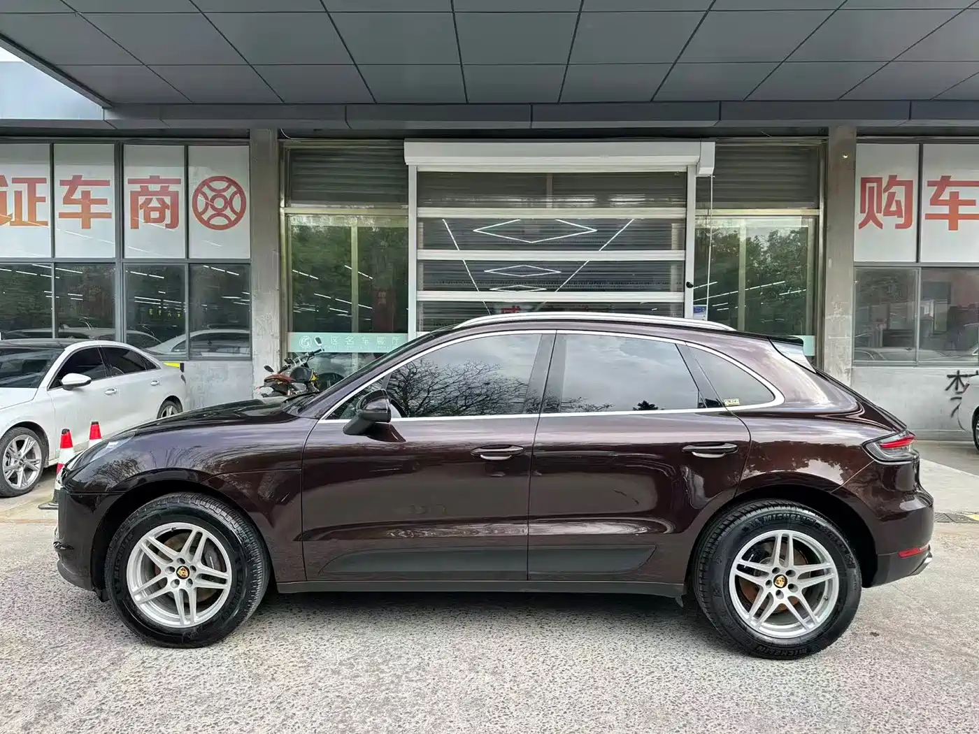 Porsche Macan 2018 Macan 2.0T фото 2