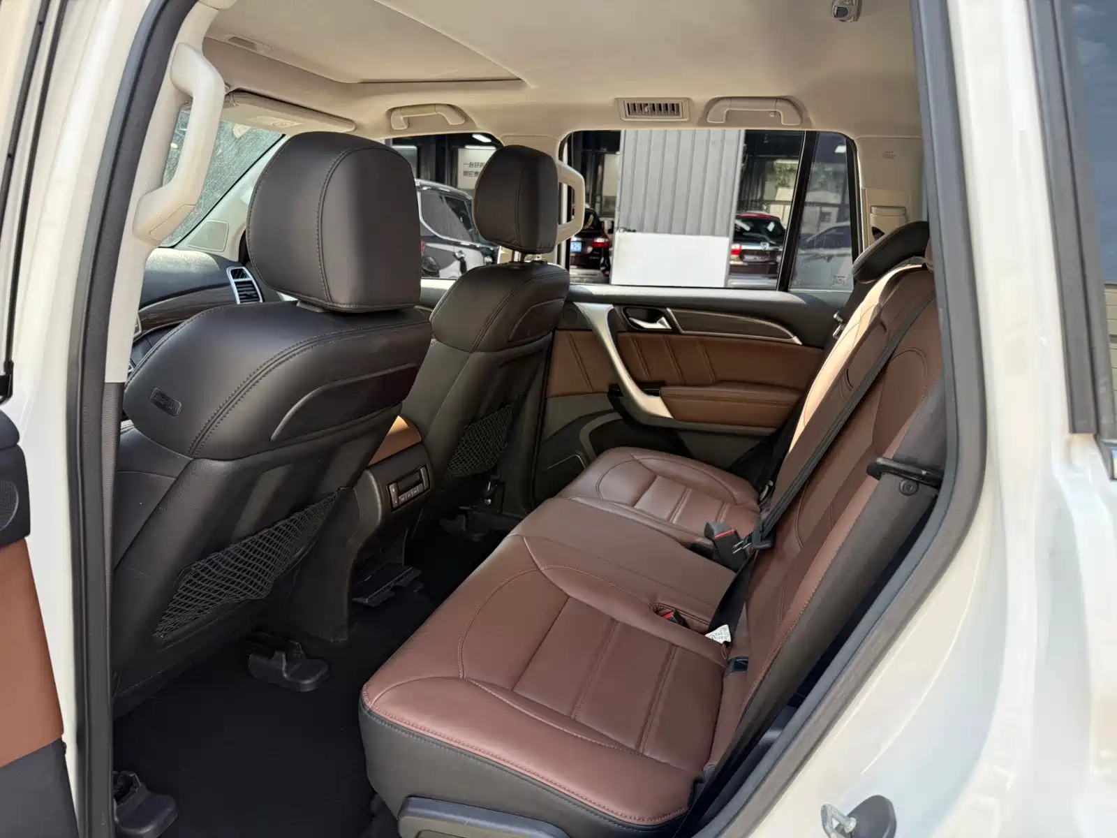 Photo 5 - Haval H9