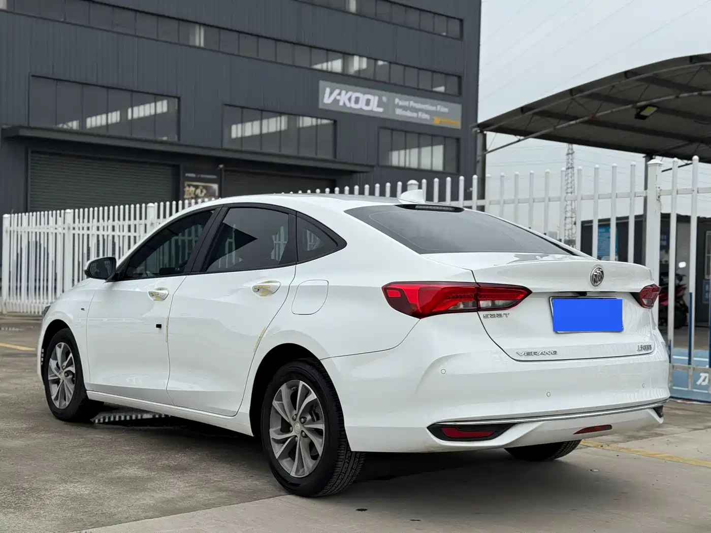 Buick Verano 2023 Pro Joy Edition фото 4