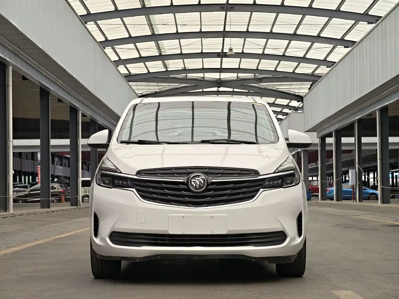 Buick GL8 2021 Land Business Class 652T Luxury фото 2