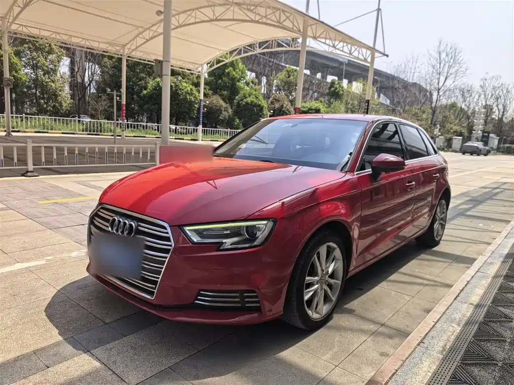Audi A3 2018 30th Anniversary Sportback 35 TFSI Progressive