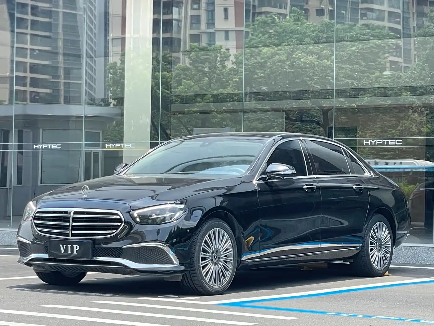 Mercedes-Benz E-Class 2022 E 300 L Fashion фото 3