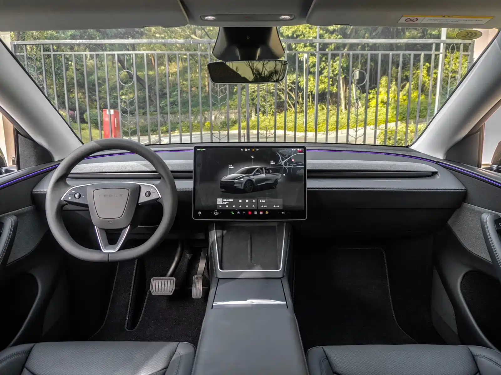 Фото 12 - Tesla Model Y