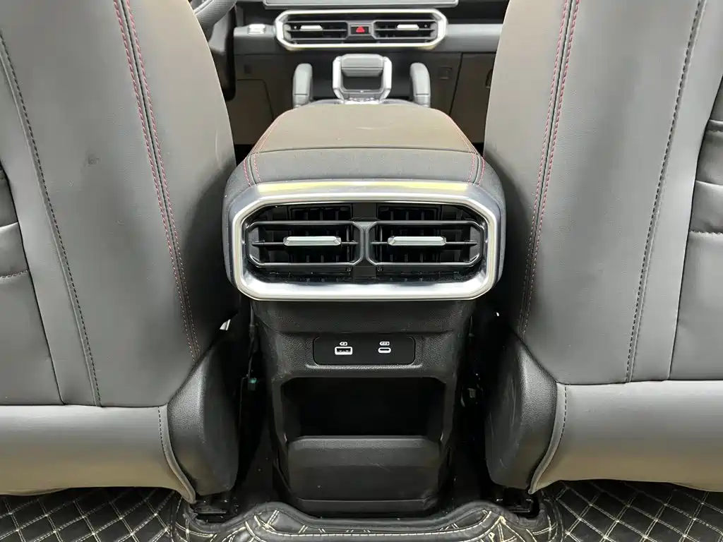 Фото 28 - Jetour T2
