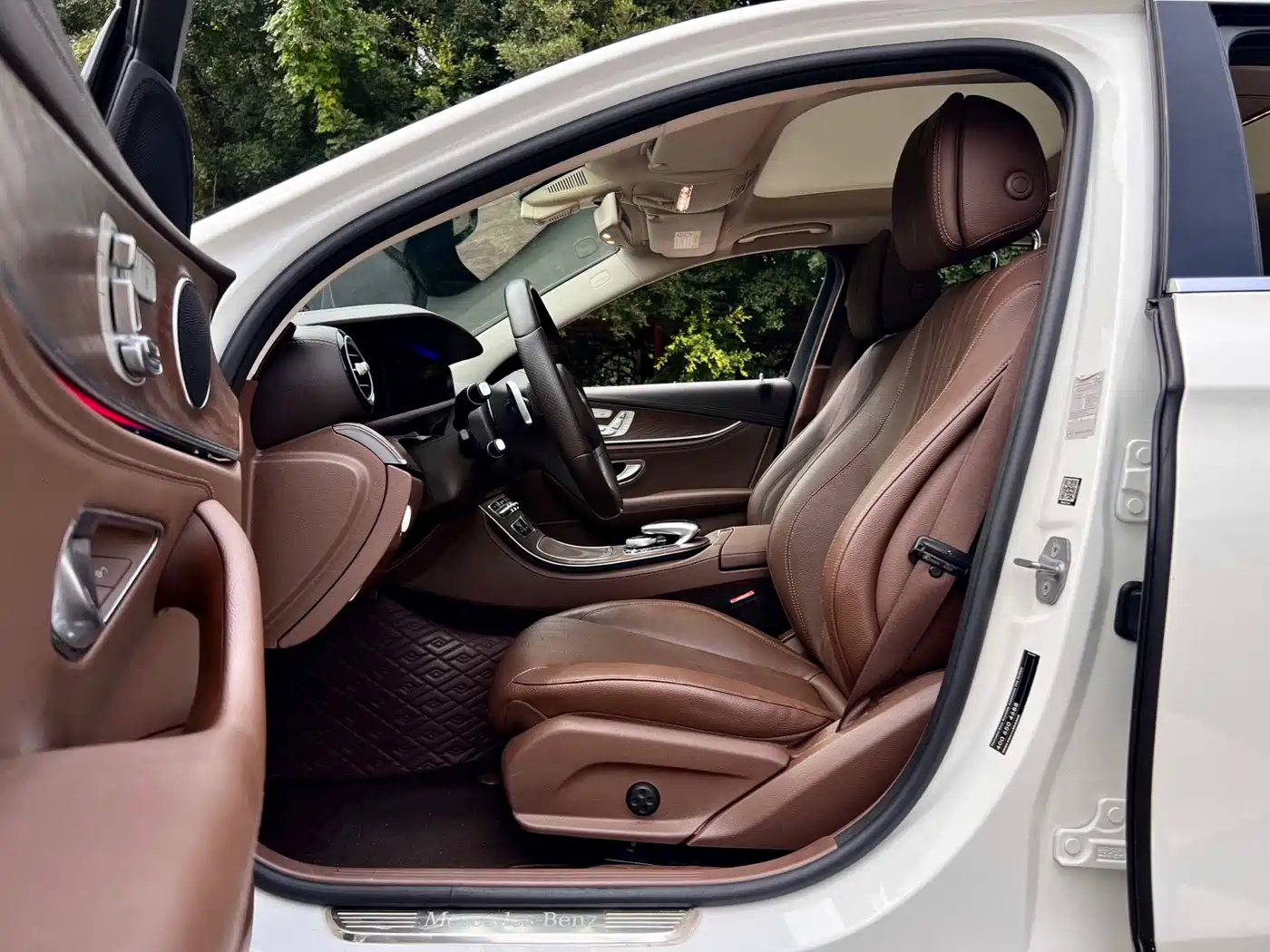 Mercedes-Benz E-Class 2018 Facelift E 300 L Fashion фото 23
