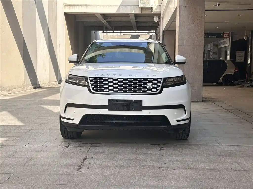 Land Rover Range Rover Velar 2022 250PS фото 2