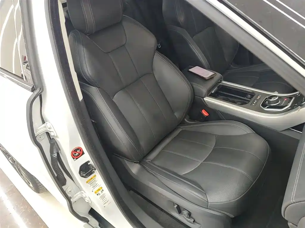 Фото 22 - Land Rover Range Rover Evoque
